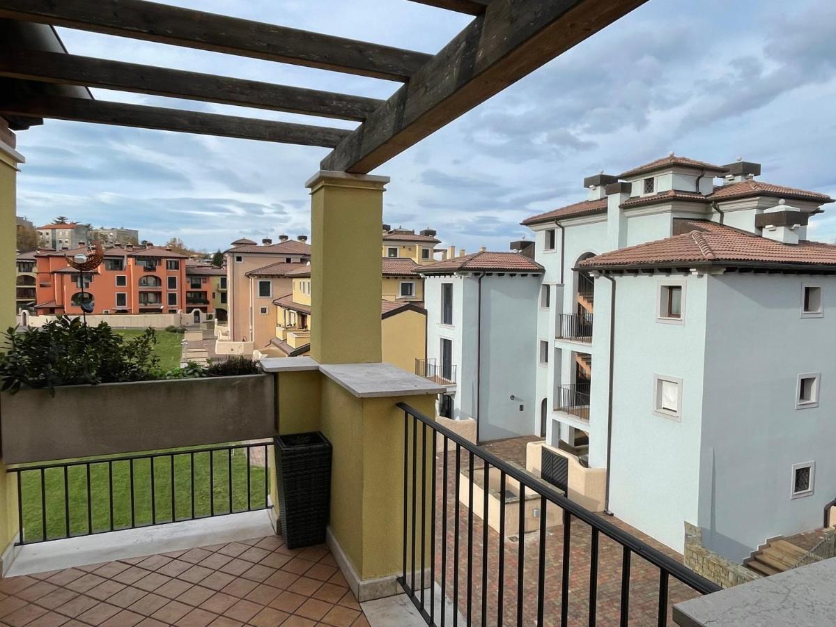 Apartment Claudia Múggia Exterior foto